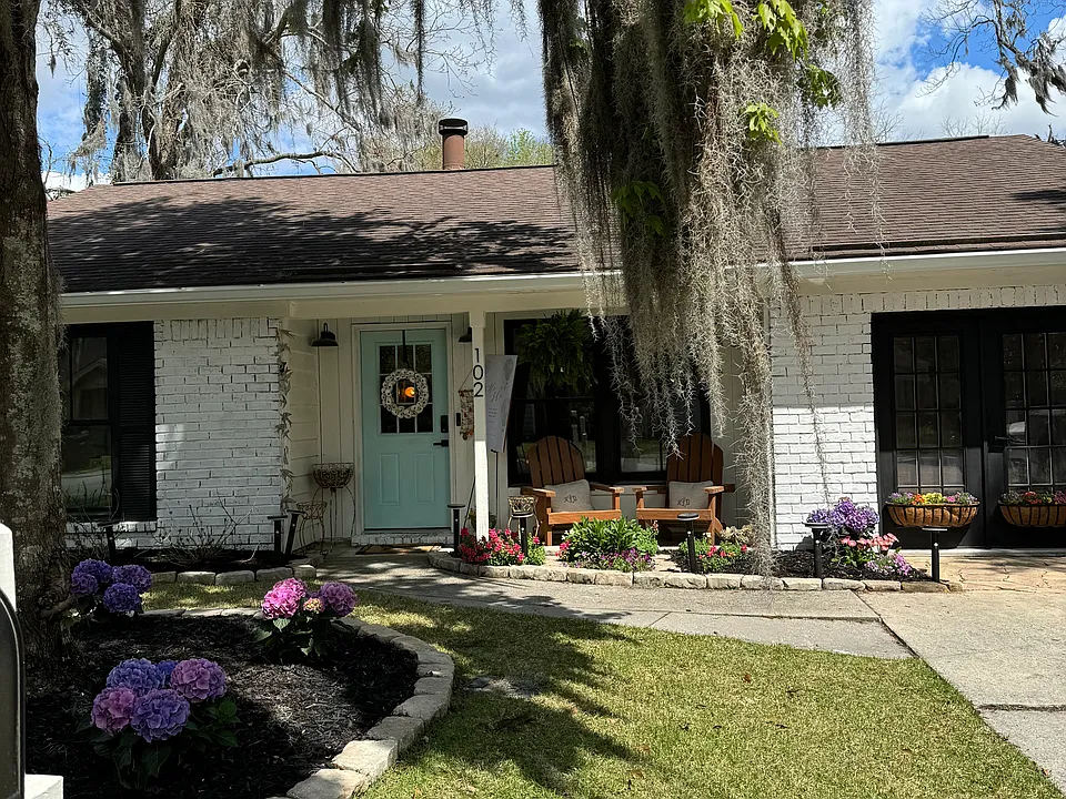 102 Fox Chase Rd