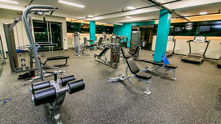 Rented by Nooklyn NYC LLC | media 43