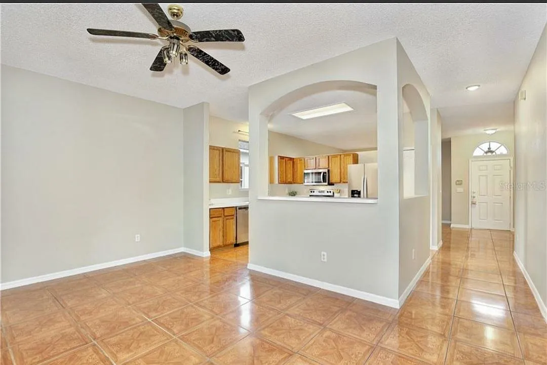 12801 Woodbury Glen Dr — Photo 4