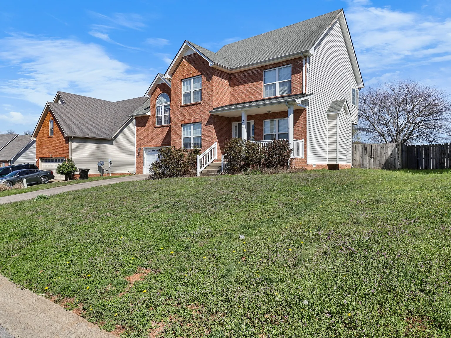 3 bed, 2.5 bath, 1891 sqft, $1,800 — Photo 2