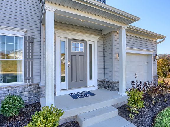 Exterior Front Entry