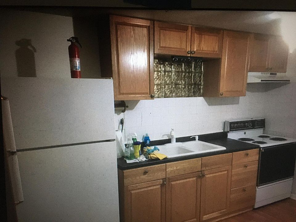 1st image of 57 Bayberry Ln