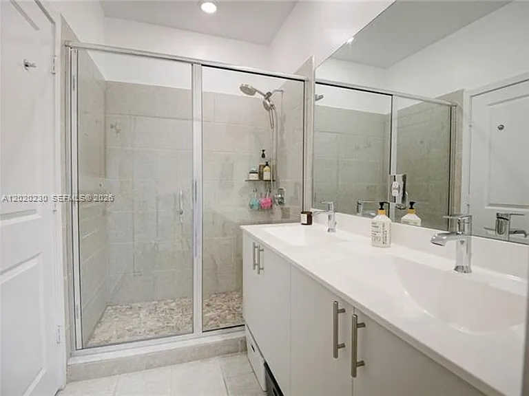 4534 NW 83rd Ave — Photo 25