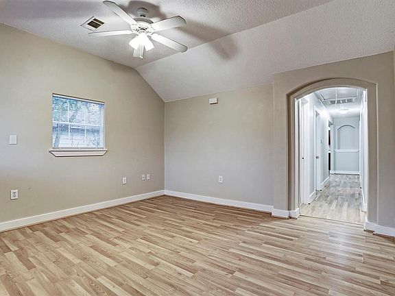 4th image of 5304 Cochran St