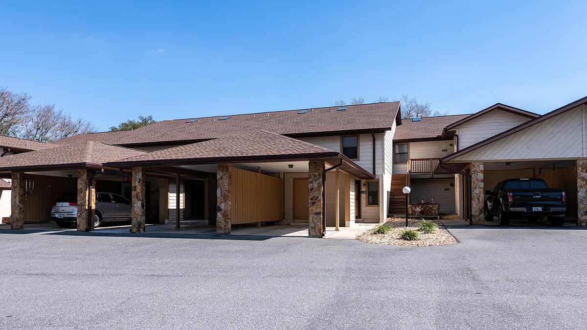 Building Photo - 270 E Glassboro Ct #17-1B
