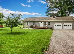 105 Robert Rd, Yorktown, VA 23693