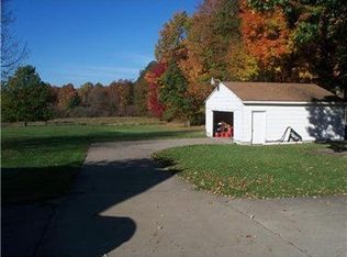 117 Jackson Rd, West Middlesex, PA 16159