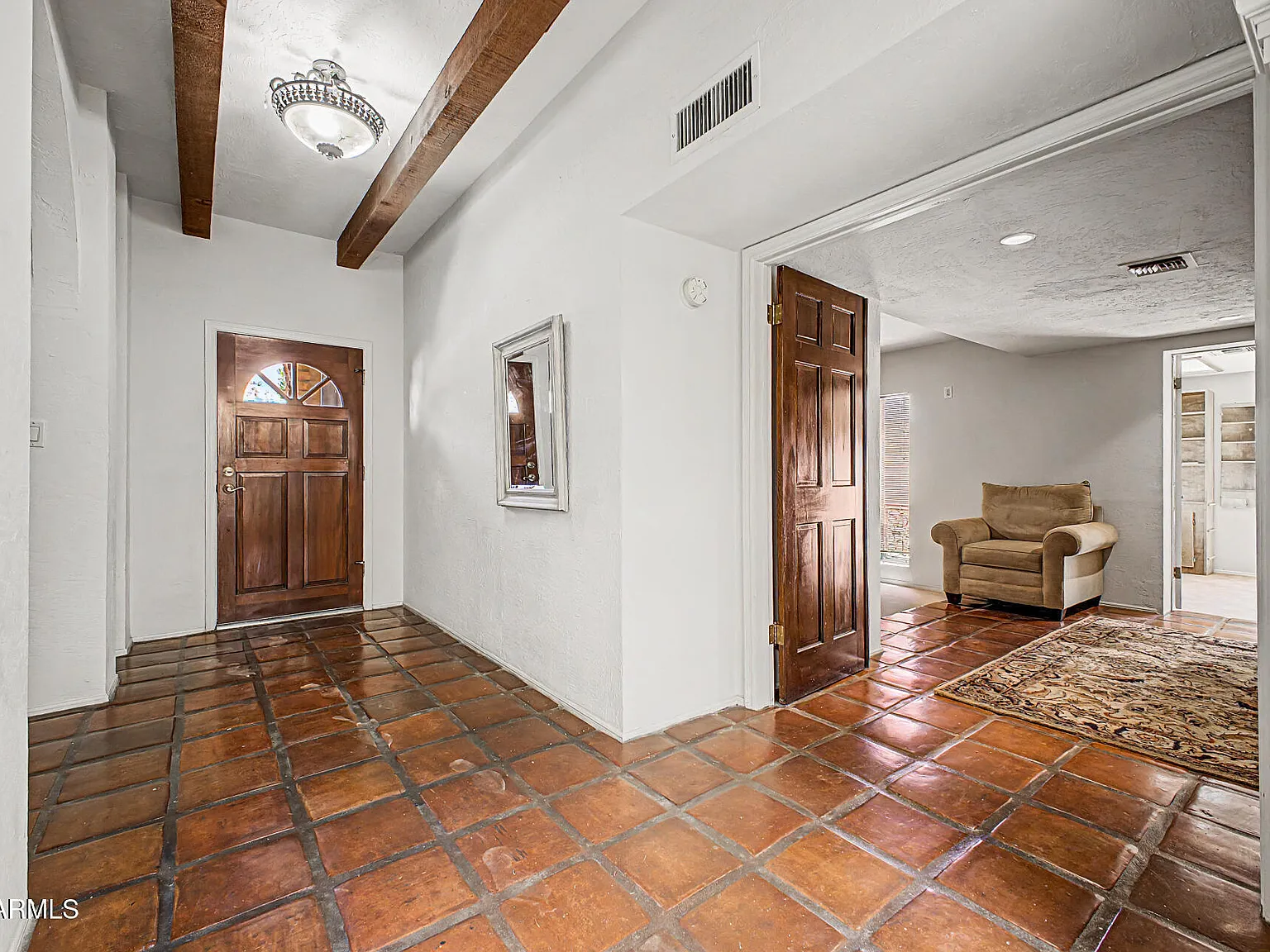 4 bed, 2.0 bath, 2859 sqft, $2,600 — Photo 2