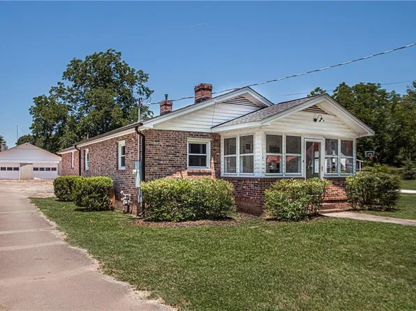 118 Maplecroft St, Liberty, SC 29657