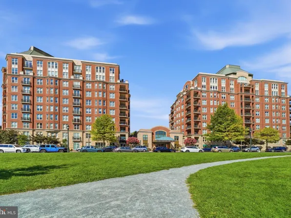 12500 Park Potomac Ave Unit 805S, Potomac, MD 20854