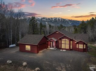 12923 Red Fir Rd, Donnelly, ID 83615