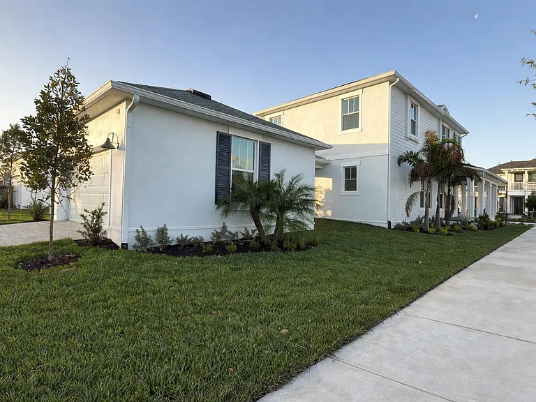 7581 SW Hosford St — Photo 14