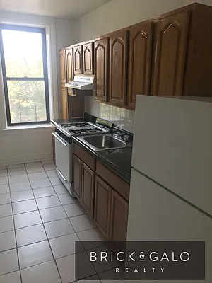 Rented by BRICK & GALO REALTY CORP | media 10