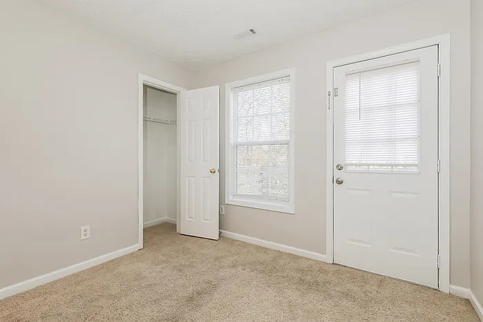 195 Wynnmeade Pkwy — Photo 14