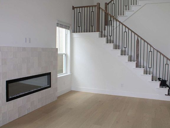 2nd image of 7029 Confetti Ln