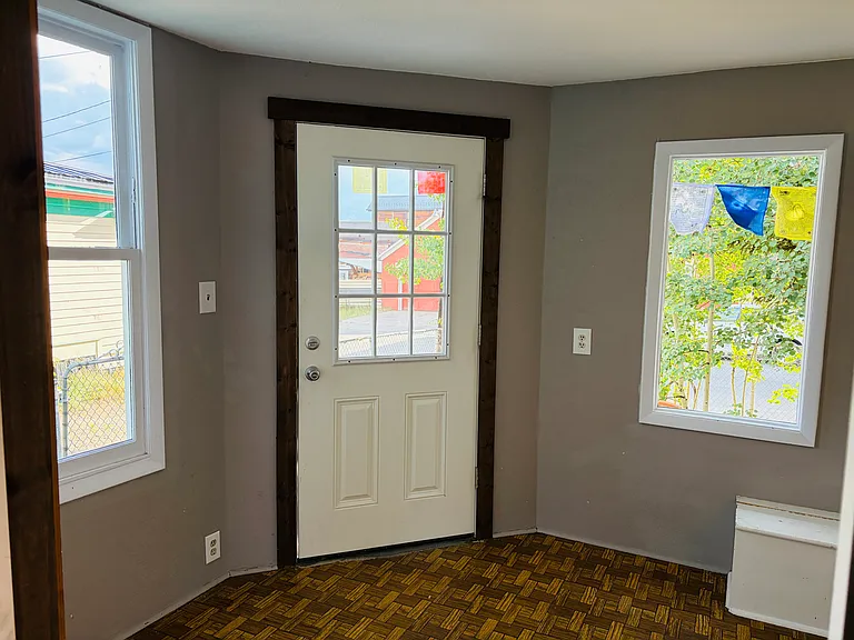 610 Poplar St — Photo 10