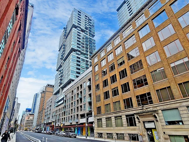 199 Richmond St W #2105 — Photo 1