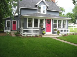 1224 Williams St, Lake Geneva, WI