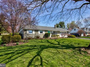 1853 Rockvale Rd, Lancaster, PA 17602