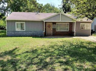 3402 SW Kirklawn Ave, Topeka, KS 66611