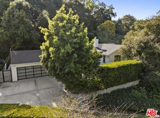 9782 Oak Pass Rd, Beverly Hills, CA 90210