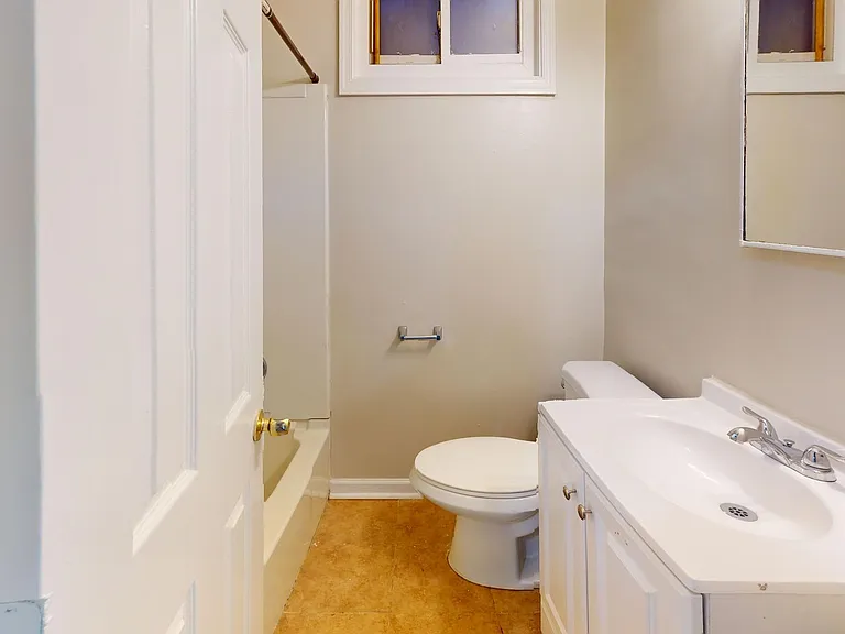 921 19th Street NE, Washington, DC, 20002 — Photo 8
