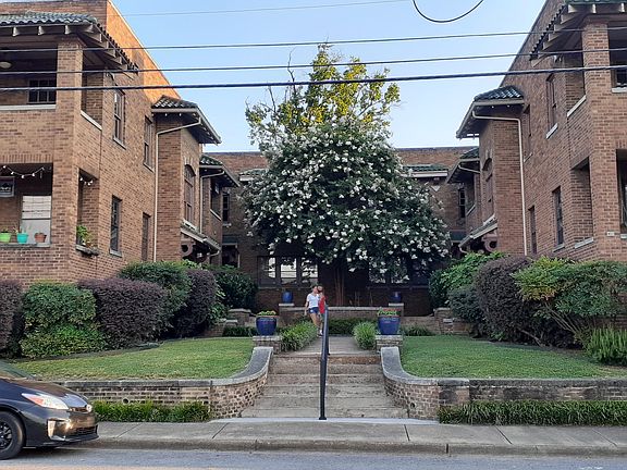 3rd image of 1400 Duncan Ave