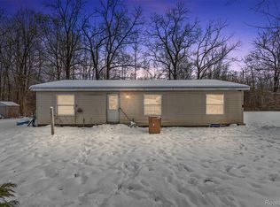 9304 McAfee Rd, Montrose, MI 48457