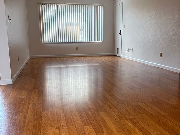3rd image of 3891 Milton Ter Unit 3