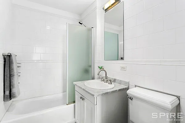 Rented by Spire Group | media 25