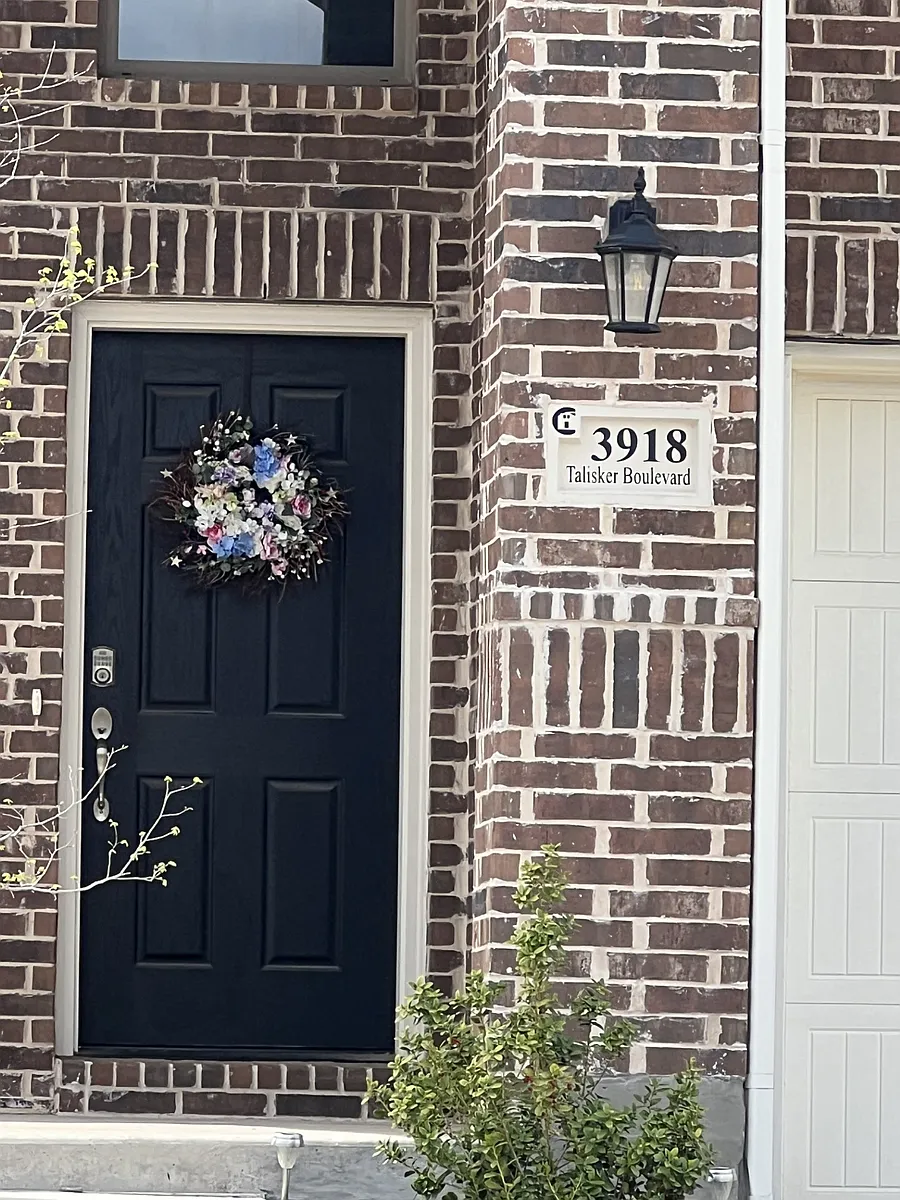 Building Photo - 3918 Talisker Blvd