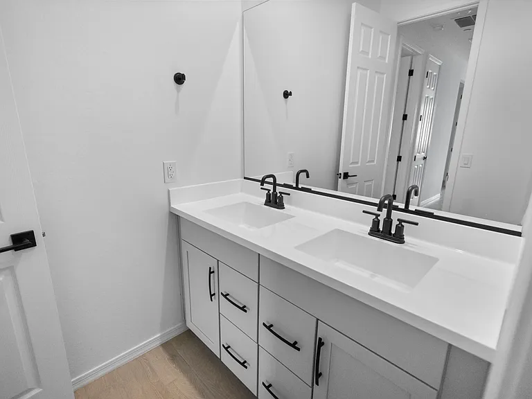 13415 W Eagle Feather Rd — Photo 25
