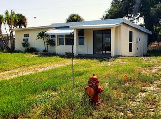 161 6th Ct SW, Vero Beach, FL 32962