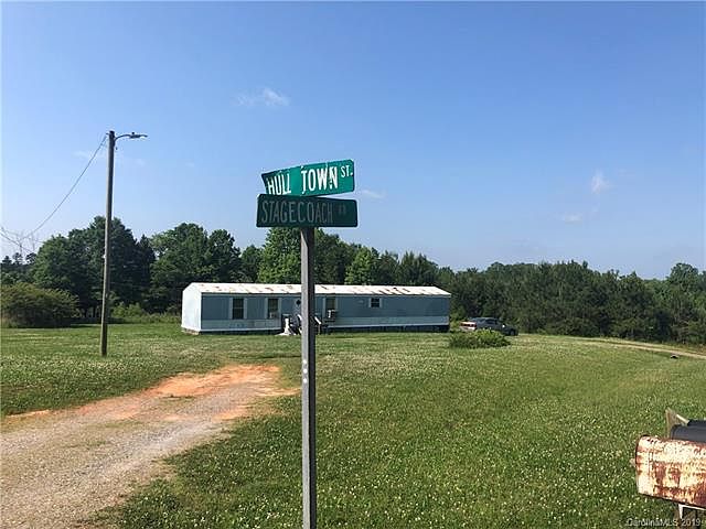 2nd image of 4629 Stagecoach Rd