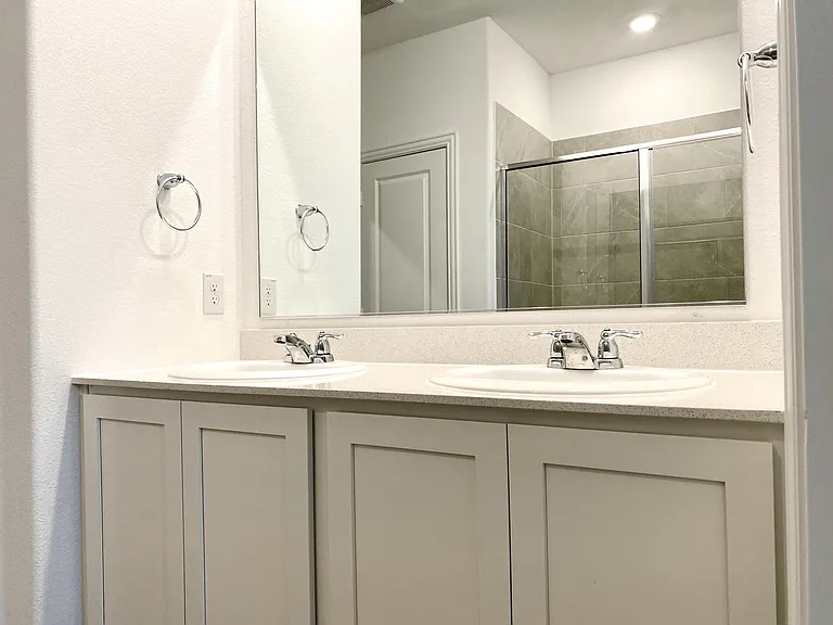 1201 Sassafras Dr — Photo 18