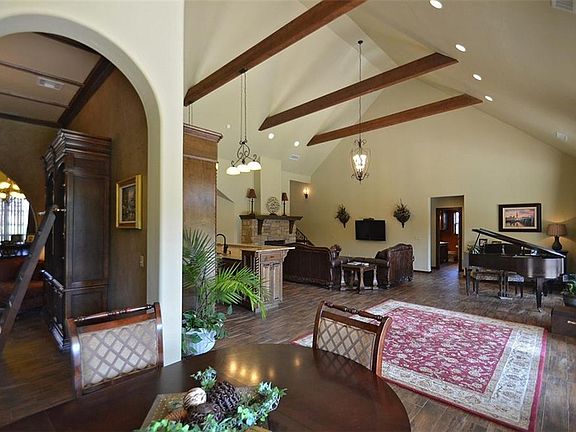 5th image of 19408 Thornhill Blvd