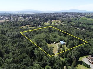 2261 Aldergrove Rd, Ferndale, WA 98248