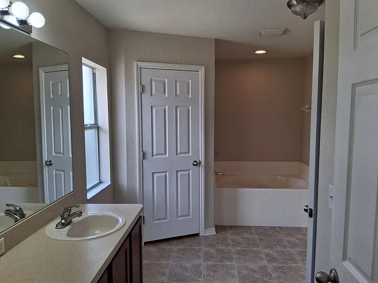 3407 Lema Dr — Photo 21