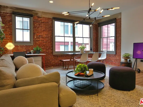 139 S Los Robles Ave Unit 208, Pasadena, CA 91101