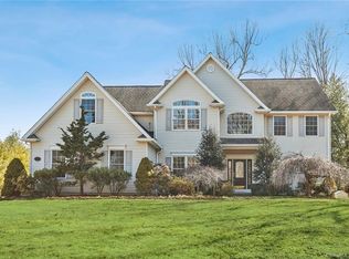 9-11 E Lake Rd, Danbury, CT 06811