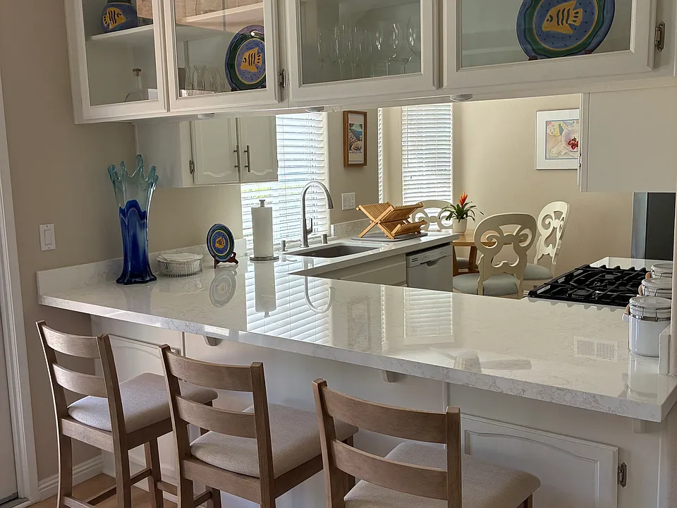 3535 Cameo Dr #115