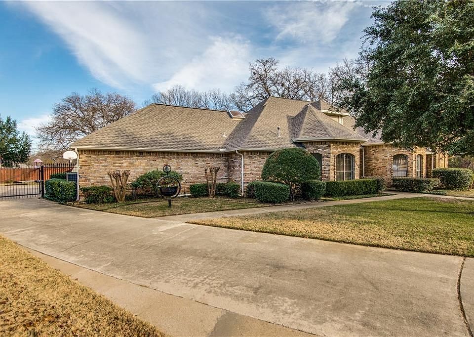 1st image of 628 Arbor Ct
