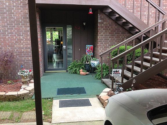 2nd image of 2311 Lakeshore Dr Unit N2