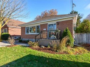 90 Merion St, Guelph, ON N1H2M2
