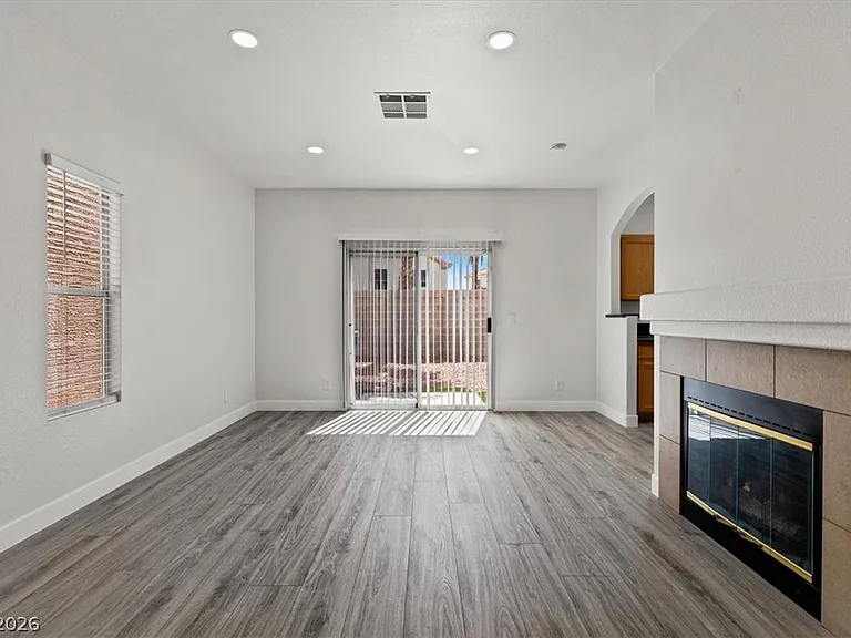 1412 Beaver Spring St — Photo 5