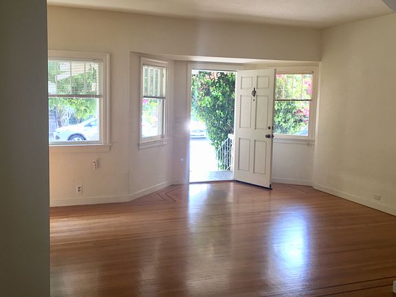Main Entrance to living room