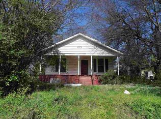 22 Oak St, Startex, SC 29377