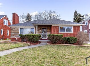 8272 E Outer Dr, Detroit, MI 48213