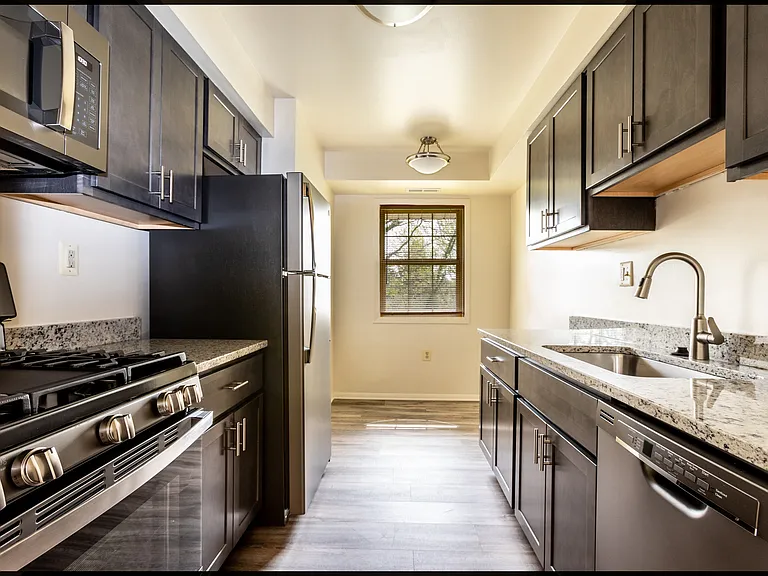 Renovated Kitchen at Seminary Roundtop in Lutherville-Timonium