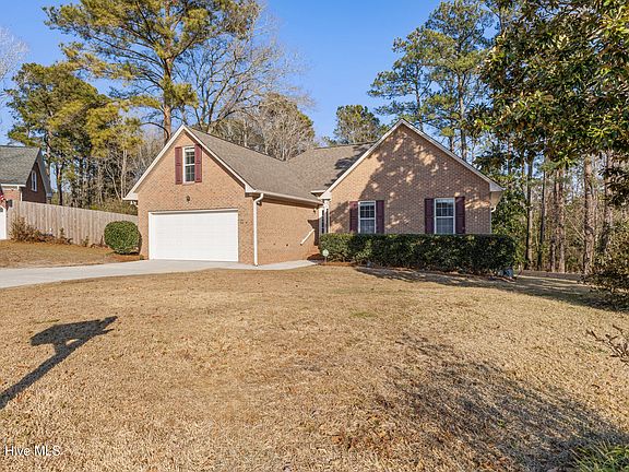 3rd image of 5624 E Whisper Creek Lane
